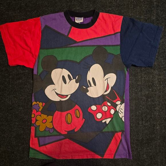 Vintage 80s Mickey and Minnie Mouse Tee. Size Medium - Picture 1 of 4